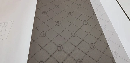 ���� Zambaiti Parati Trussardi 5 Z 21859