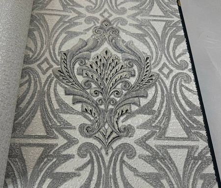  ROBERTO CAVALLI 8 RC 19010